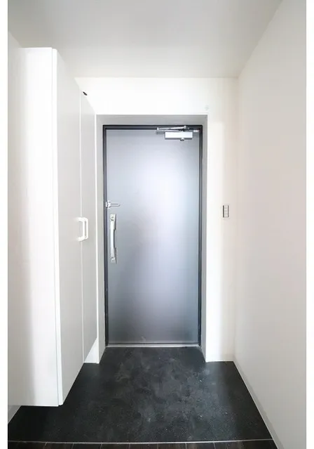 La Douceur Suginami Wada - Interior - ["Door", "Flooring", "Floor"]