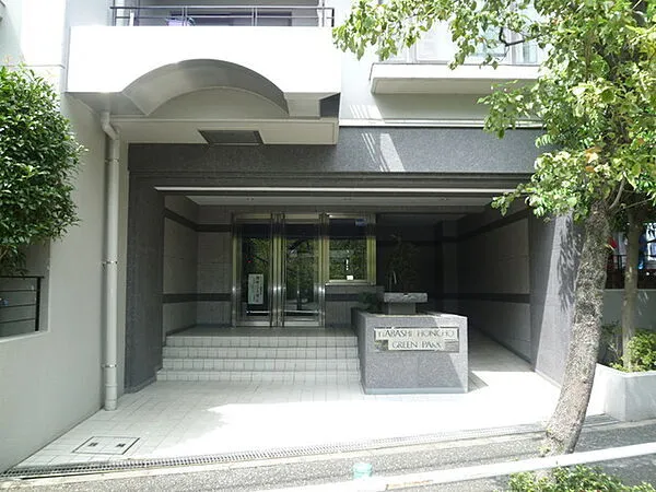 Itabashi Honcho Green Park - Exterior - ["Plant", "Building", "Shade"]