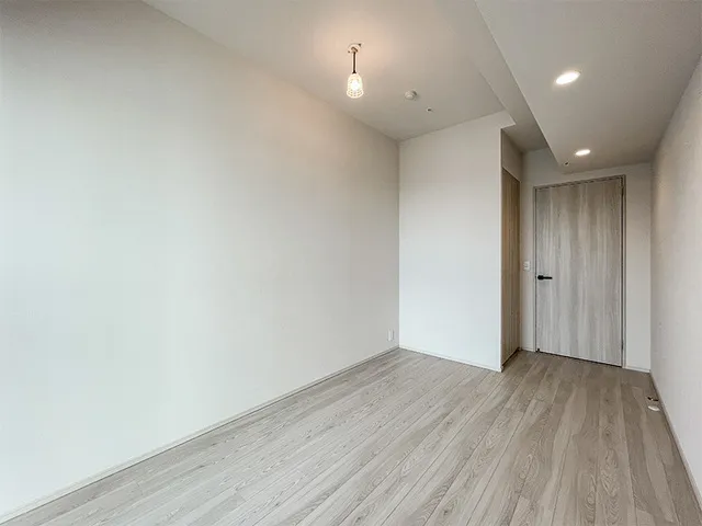 Royal Parks Shinagawa - Interior - ["Flooring", "Floor", "Wood flooring"]