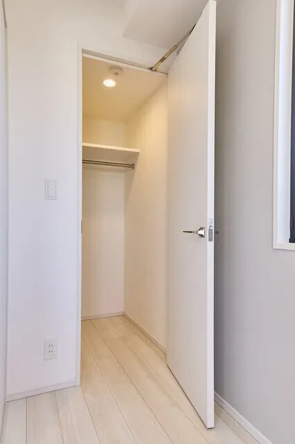 Prime Bliss Shinagawa Hatanodai - Interior - ["Flooring", "Floor", "Wood"]