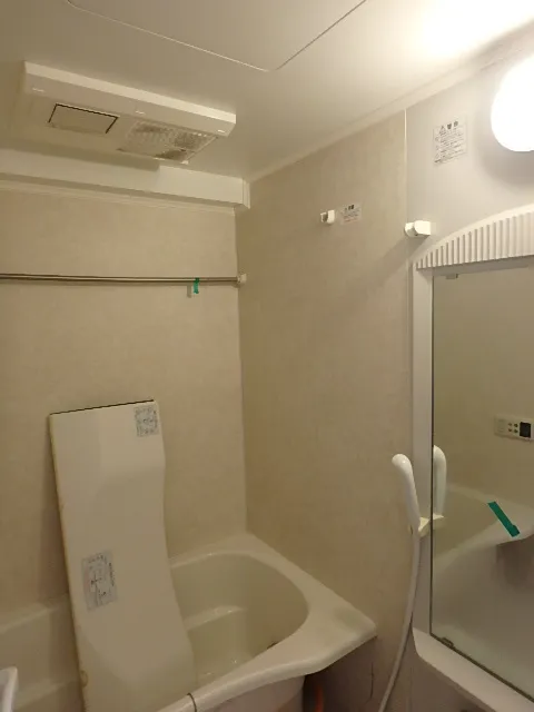 Nihonbashi First Residence - Interior - ["Bathtub", "Property", "Plumbing fixture"]