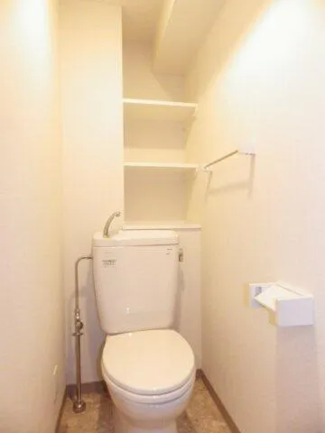 Ronsley West - Interior - ["Flooring", "Plumbing fixture", "Floor"]