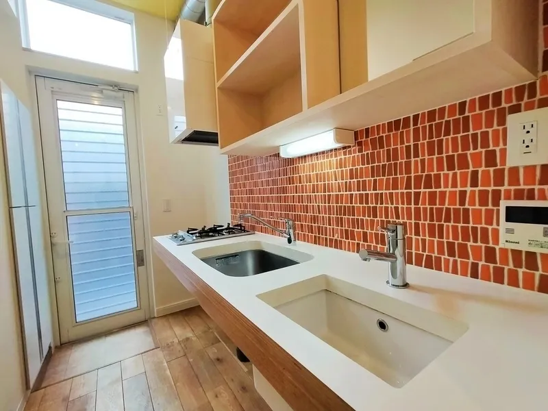 CASA BRICKS Jiyugaoka - Interior - ["Wall", "Flooring", "Interior design"]