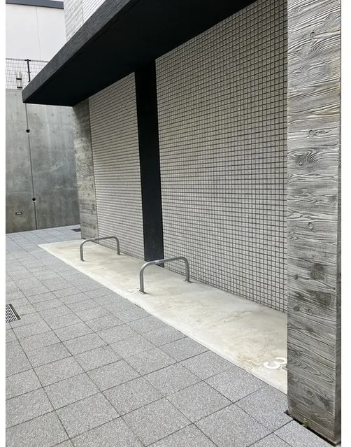 Lien Gotenyama - Other - ["Wall", "Composite material", "Concrete"]