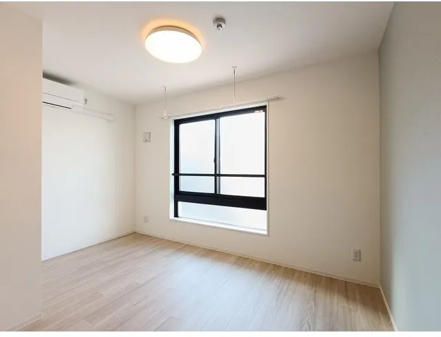 Tasuki Smart Shin-Otsuka II - Interior - ["Flooring", "Floor", "Wood"]