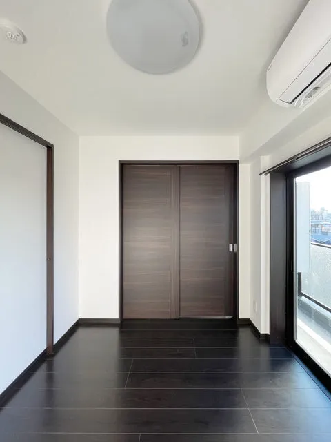 Due Otorii WEST - Interior - ["Flooring", "Floor", "Wood"]