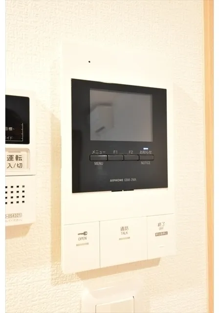 El Faro Waseda - Interior - ["Electronic device", "Electronics", "Technology"]