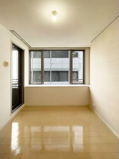 Ginza East City Tower - Interior - ["Flooring", "Wall", "Floor"]