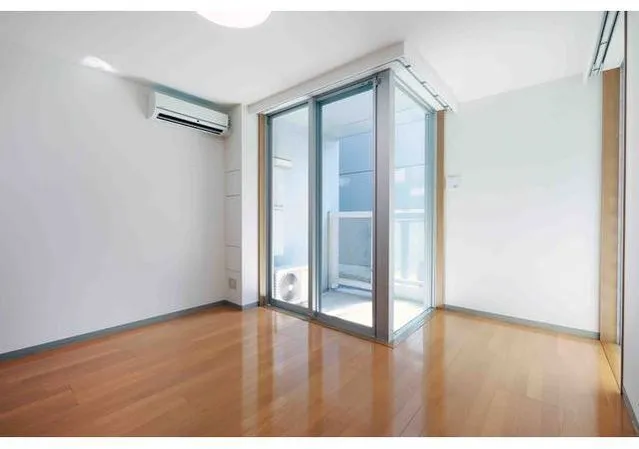 Sound Oshiage - Interior - ["Flooring", "Floor", "Interior design"]
