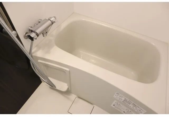 Genovia Higashi-Mukojima Sky Garden - Interior - ["Plumbing fixture", "Flooring", "Floor"]