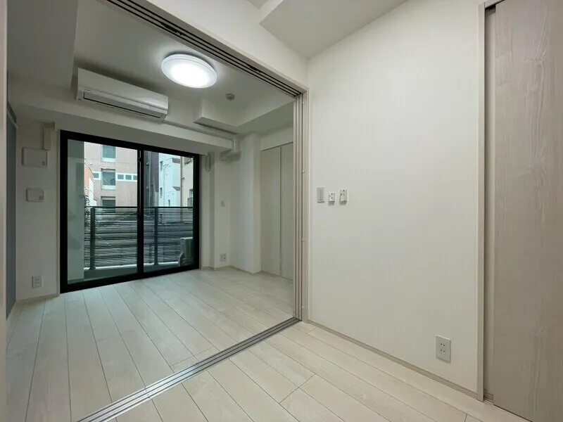 Milia Residence Myogadani - Interior - ["Flooring", "Floor", "Apartment"]