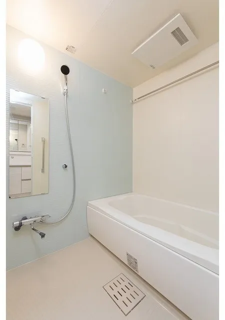 Hulic Narimasu - Interior - ["Flooring", "Plumbing fixture", "Floor"]