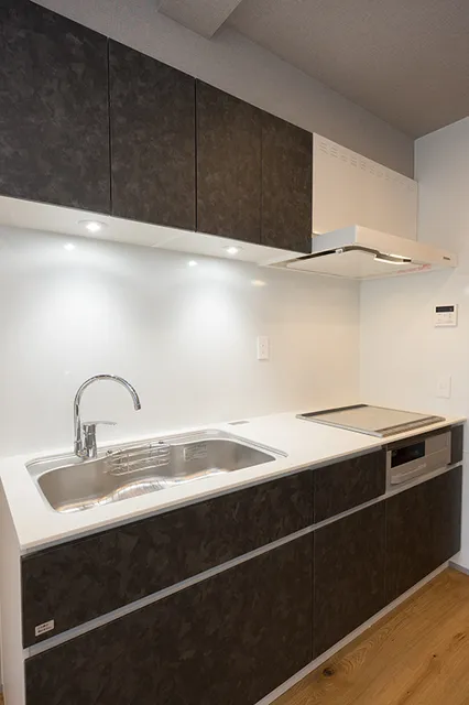 Arrows Myogadani - Interior - ["Kitchen Sink", "Plumbing fixture", "Flooring"]