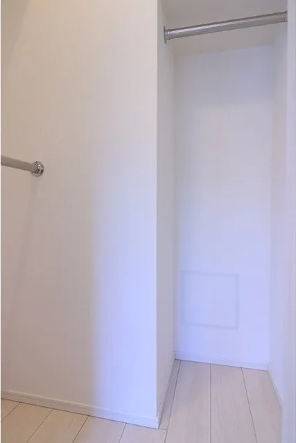 Comforia Takinogawa - Interior - ["Fixture", "Door", "Wood"]