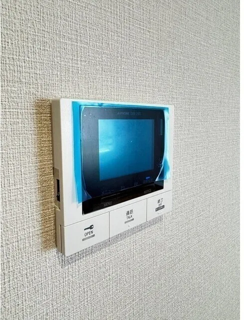 Well Square Hatagaya - Interior - ["Electronic device", "Display device", "Gadget"]