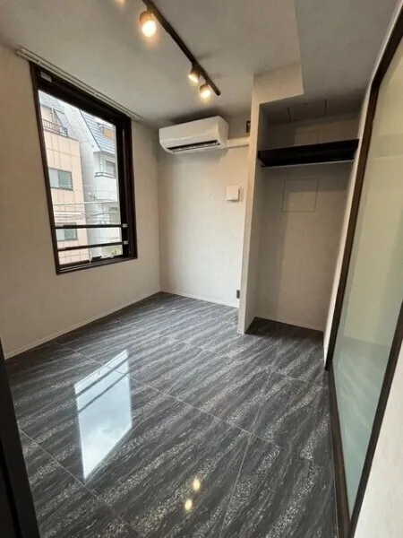 EXAM AKASAKA - Interior - ["Floor", "Flooring", "Hardwood"]
