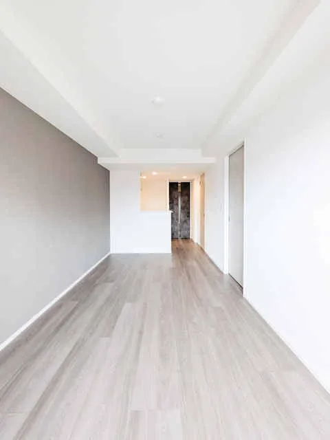 RJR Precia Kamata - Interior - ["Flooring", "Floor", "Wood"]