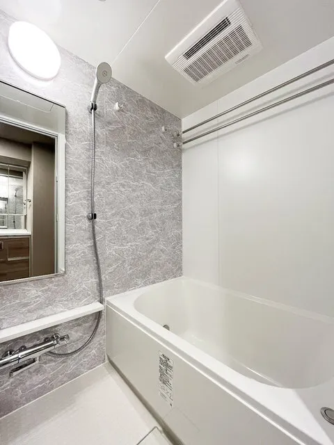 Orchid Residence Shibuya Tomigaya - Interior - ["Flooring", "Plumbing fixture", "Floor"]