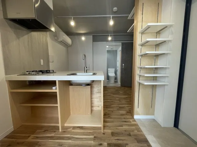 Apice Meguro - Interior - ["Property", "Cabinetry", "Countertop"]