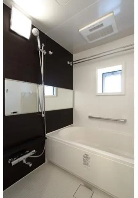 Revista Shirokane-Takanawa - Interior - ["Plumbing fixture", "Bathroom", "Flooring"]
