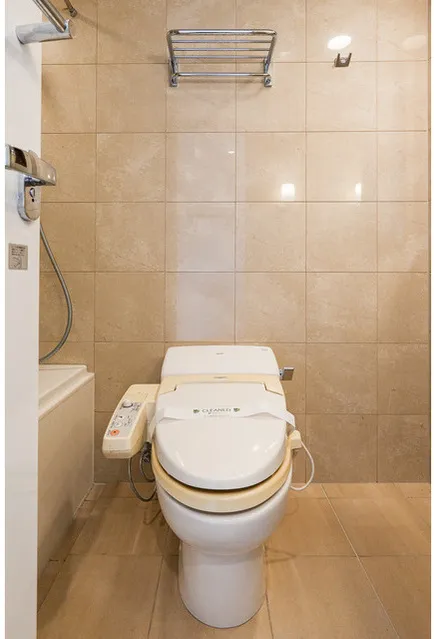 Frontier Residence The Tower Shinagawa - Interior - ["Toilet seat", "Bathroom", "Toilet"]