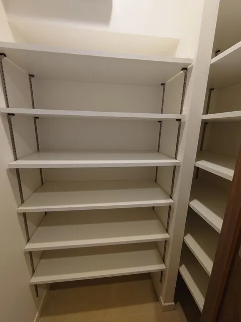 Park Tower Kachidoki South Building - Interior - ["Shelf", "Shelving", "Flooring"]