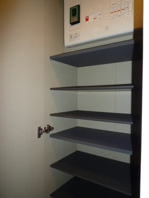PULS Kamijujo - Interior - ["Rectangle", "Wood", "Font"]