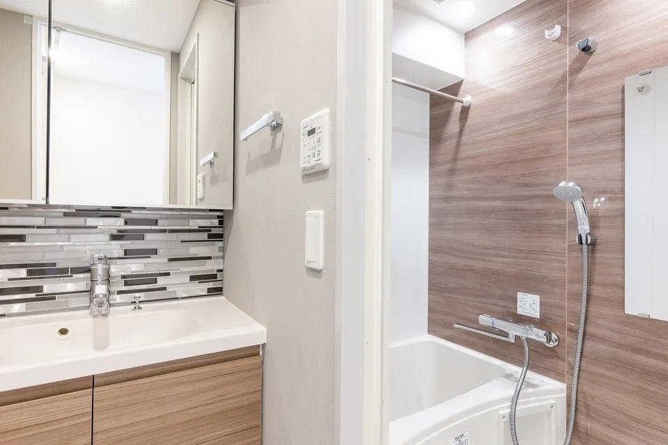 Hmlet Sangenjaya - Interior - ["Plumbing fixture", "Flooring", "Interior design"]