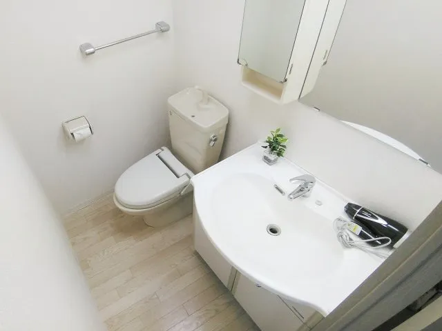 Maison De Ville Kachidoki - Interior - ["Toilet seat", "Bathroom", "Toilet"]
