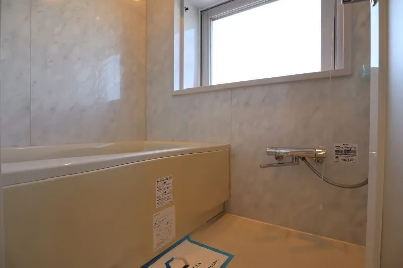 Castalia Togoshi - Interior - ["Plumbing fixture", "Bathroom", "Flooring"]