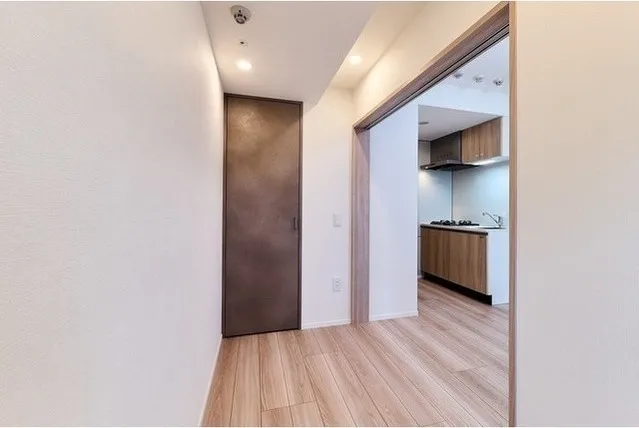 Clarity Ueno Inaricho - Interior - ["Flooring", "Wood flooring", "Floor"]