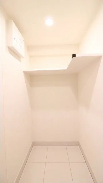 Chef Rule Shin Okachimachi II - Interior - ["Wood", "Flooring", "Floor"]