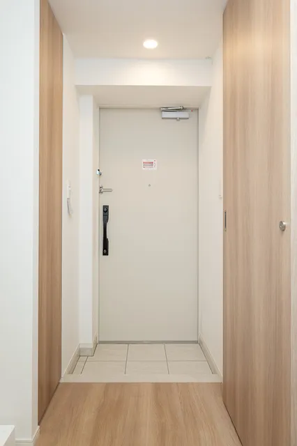 RJR Precia Higashijujo Garden - Interior - ["Flooring", "Floor", "Wall"]