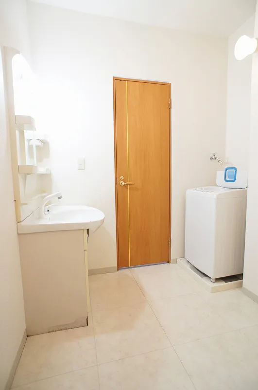 JAPT Gotanda East - Interior - ["Bathroom", "Room", "Property"]