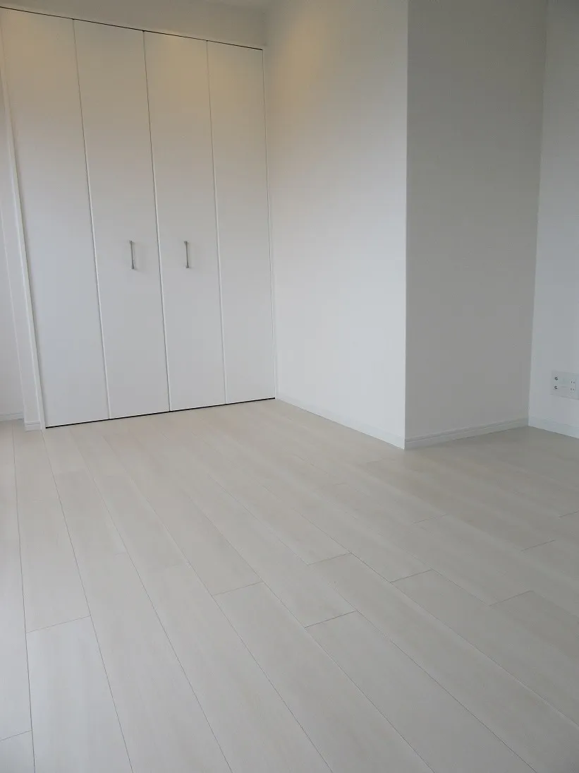 Due Nerima - Interior - ["Flooring", "Wall", "Wood"]