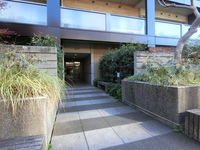 Garden Higashigaoka - Exterior - ["Composite material", "Apartment", "Condominium"]