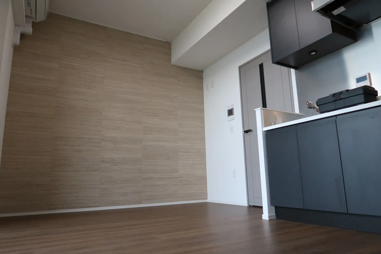 Laurel Tower Renai Hamamatsucho - Interior - ["Cabinetry", "Wood", "Countertop"]