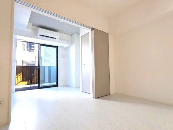 Harmony Residence Global Capital - Interior - ["Flooring", "Floor", "Apartment"]