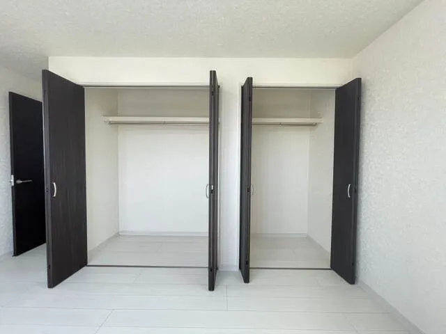 Mare Saginomiya - Interior - ["Flooring", "Floor", "Door"]