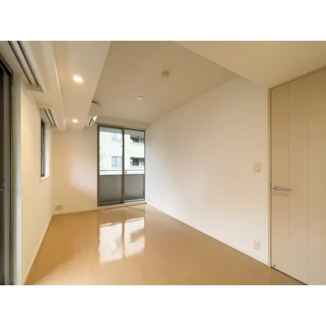 Orchid Residence Kagurazaka - Interior - ["Window", "Fixture", "Hall"]