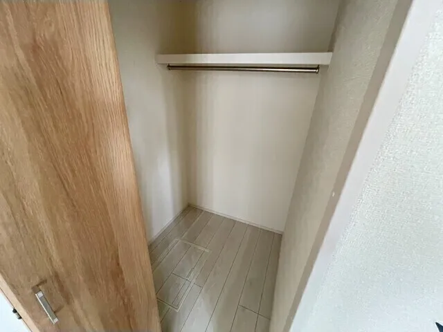 Kolet Itabashi Yotsuba #04 - Interior - ["Flooring", "Wood", "Floor"]