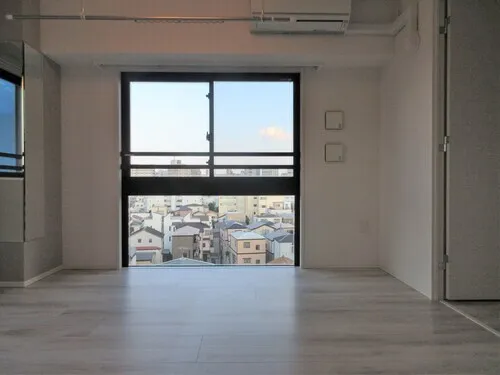 Lions Higashi-Mukojima Milles - Interior - ["Window", "Building", "Fixture"]
