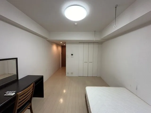 Clio Gotanda - Interior - ["Flooring", "Floor", "Interior design"]