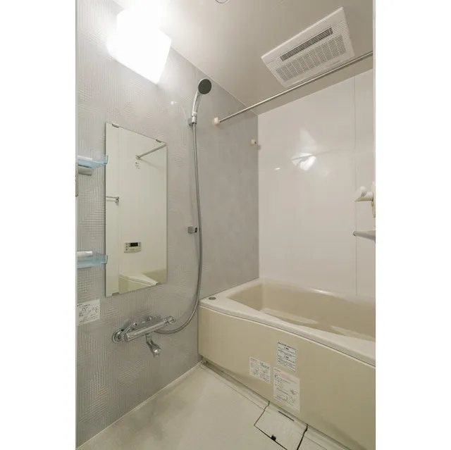 Orchid Residence Shinagawa - Interior - ["Plumbing fixture", "Building", "Shower head"]