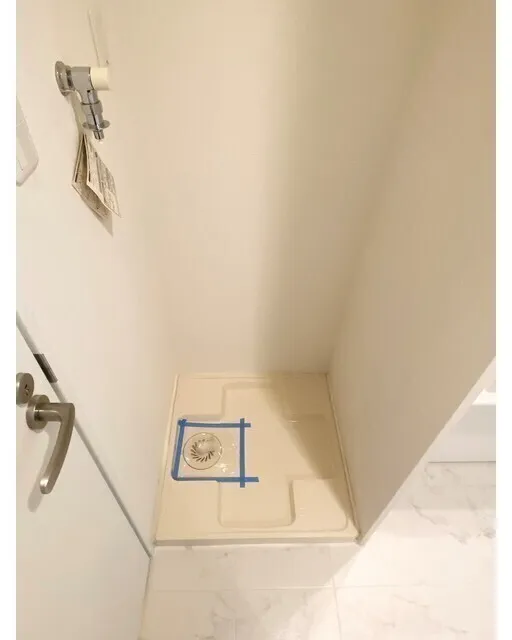 Casa Del Sol Koishikawa - Interior - ["Flooring", "Floor", "Tile Flooring"]