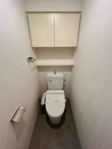 Nisshin Parastage Itabashi Takinogawa - Interior - ["Toilet seat", "Toilet", "Plumbing fixture"]