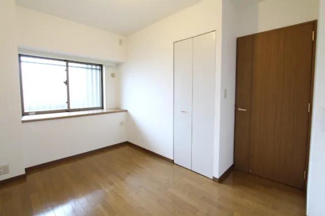 Prime Urban Meguro Riverfront - Interior - ["Property", "Window", "Fixture"]