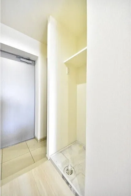Jewel Parfe Hirai - Interior - ["Flooring", "Floor", "Ceiling"]