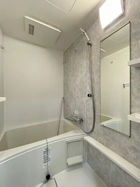 Daffitto Kinshicho - Interior - ["Plumbing fixture", "Bathroom", "Flooring"]
