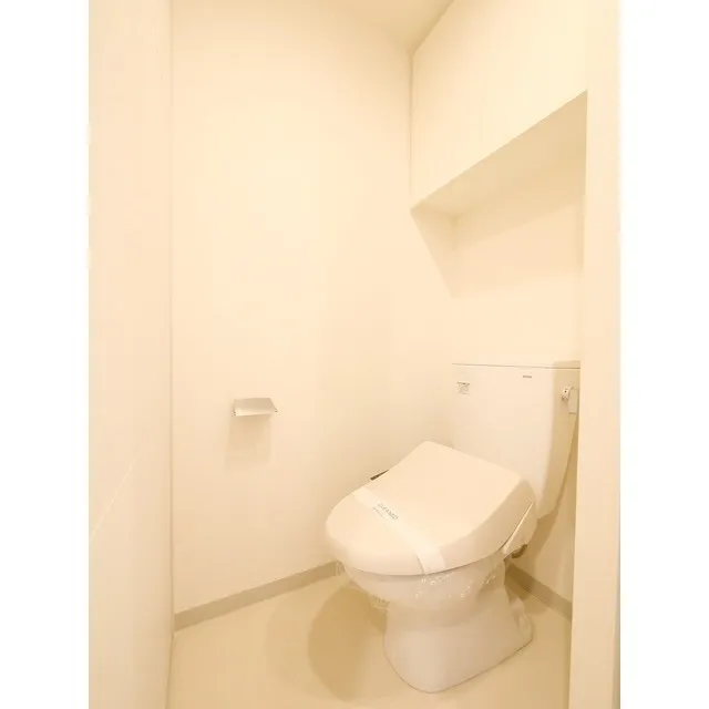 Comforia Shibuya West - Interior - ["Toilet seat", "Bathroom", "Toilet"]
